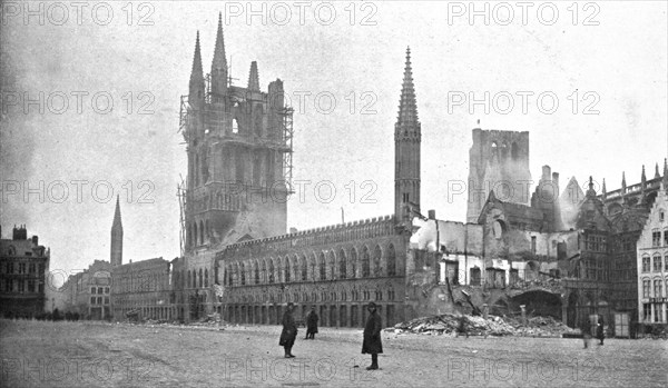 'La Bataille des Flandres; A Ypres, le 24 novembre 1914: les ruines des Halles', 1914 Creator: Unknown.