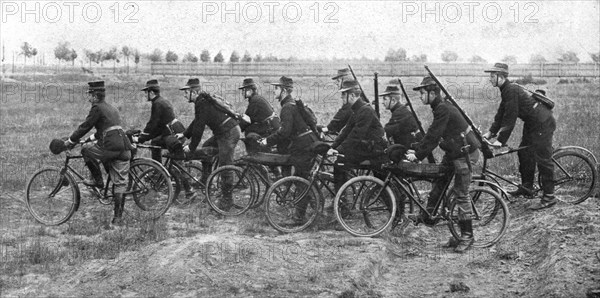 'Le combat de Haelen; les Belges attendaient l'arrivee des forces franco-britanniques', 1914. Creator: Montigny.