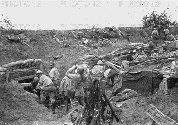 'Derriere la bataille, au Sud de la Somme: avant, pendant et apres une attaque..', 1916. Creator: Unknown.