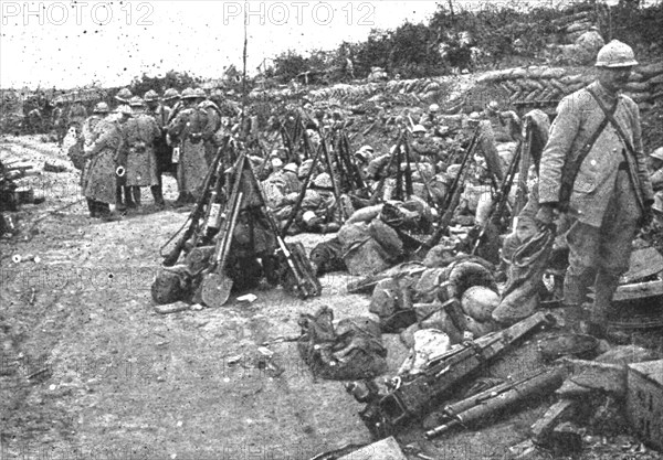 'Derriere la bataille, au Sud de la Somme: avant, pendant et apres une attaque..', 1916. Creator: Unknown.