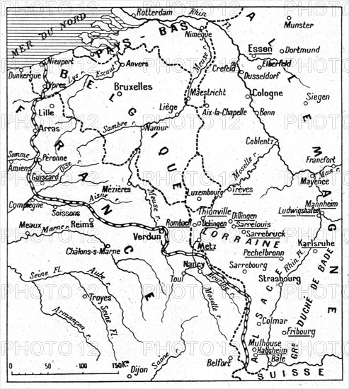 'Du front a Essen. -- Les noms soulignes sont ceux de points bombardes par nos escadrilles', 1916. Creator: Unknown.