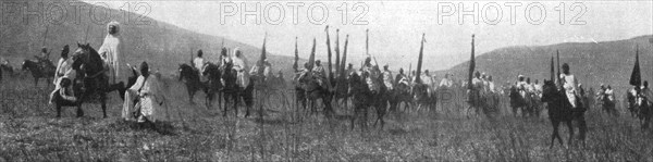 'Le Sultan du Maroc a Fez; Le sultan Moulay Youssef, se rendant a Fez, chevauche en tete..., 1916. Creator: Schmitt.