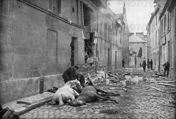 'Comme Joffre l'avait craint, l'ennemi s'est accroche aux falaises de l'Aisne', 1914. Creator: Unknown.