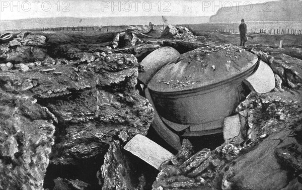 ''Le 420; la chute successive des forts de Liege, le 23 aout', 1914. Creator: Unknown.