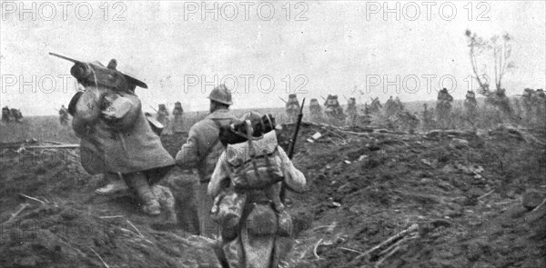 'Les Journees glorieuses de la Somme; La progression du 12 septembre, a l'est de Clery..., 1916. Creator: Unknown.