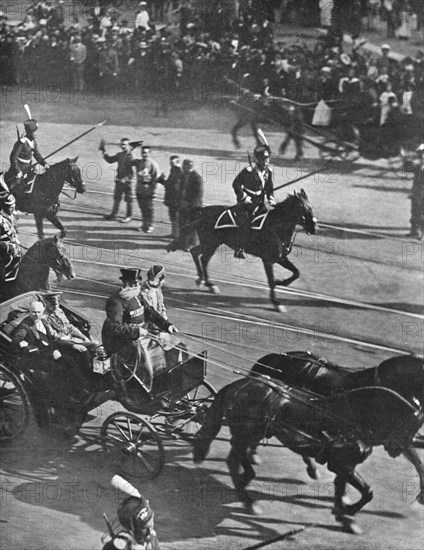 ''Le President de la Republique en Russie; A Saint-Petersbourg, 21 juillet', 1914. Creator: Unknown.