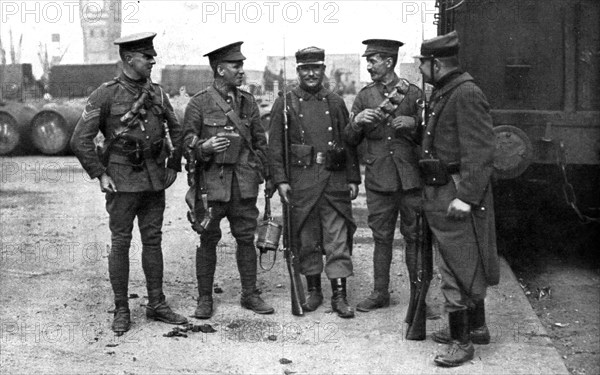 ''L'Armee Britannique; Rouen est, en France, la premiere base de l'armee Britannique', 1914. Creator: Unknown.