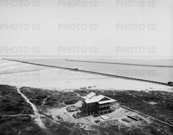 Panorama of Tampico River and the jetties from the lighthouse, between 1880 and 1897. Creator: William H. Jackson.