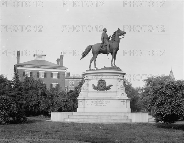 Thomas' Statue, Washington, D.C., between 1880 and 1897. Creator: William H. Jackson.