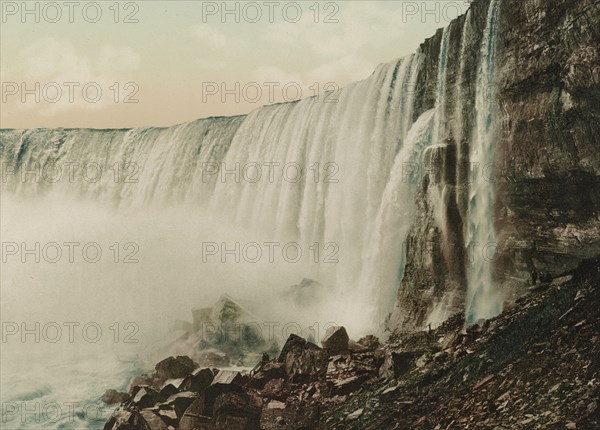 Niagara, Horseshoe Fall from Table Rock, c1898. Creator: Unknown.