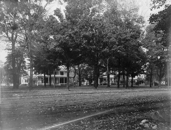 Gratiot Ave. cottages, Mt. Clemens, between 1880 and 1899. Creator: Unknown.