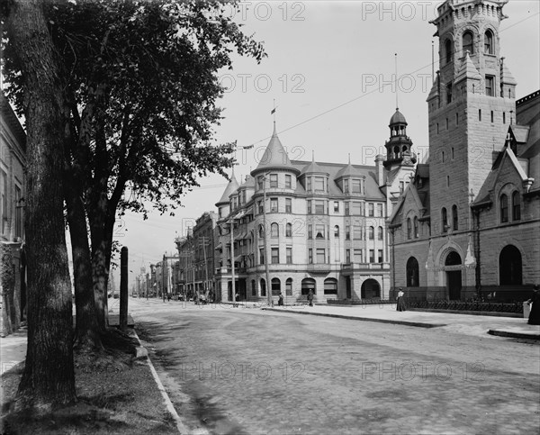 Main St., Racine, Wis., c1899. Creator: Unknown.