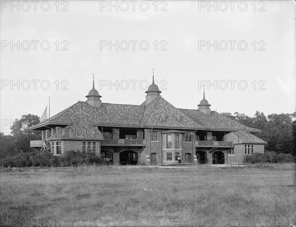 Bicycle Pavilion on Belle Isle [Park], Detroit, between 1900 and 1906. Creator: Unknown.