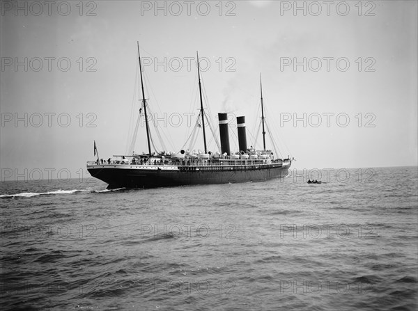 Str. Philadelphia dropping her pilot, c1903. Creator: Unknown.