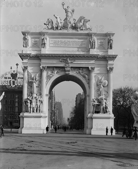 Dewey Arch, New York, c1900. Creator: Unknown.