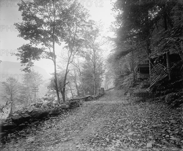 Child's Grotto, Delaware Water Gap, c1900. Creator: Unknown.