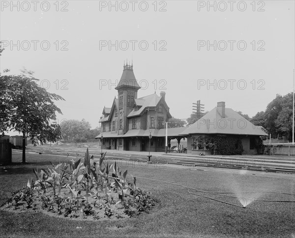 Michigan Central station, Ypsilanti, Mich., (1901?). Creator: Unknown.