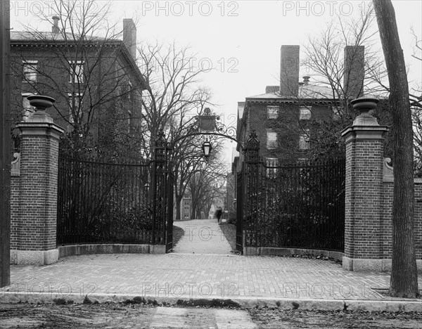 Holworthy Gate, Harvard University, Mass., between 1900 and 1905. Creator: Unknown.