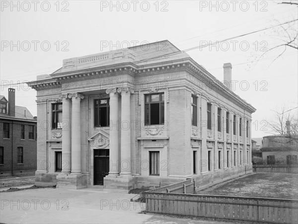 Public Library, Norfolk, Va., between 1900 and 1906. Creator: Unknown.