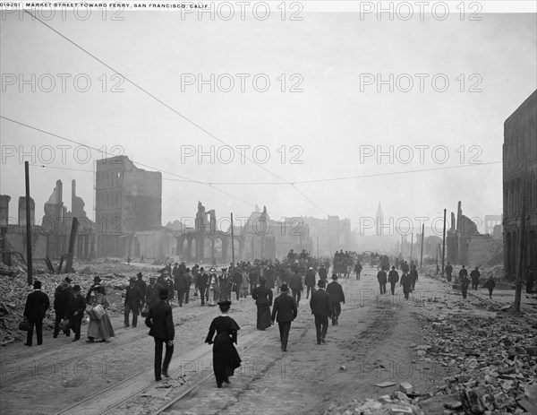 Market Street toward ferry, San Francisco, Calif., (1906?). Creator: Unknown.