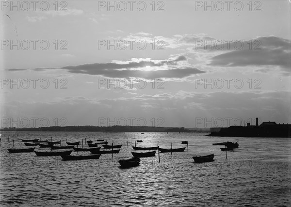 Sunset off Fort McHenry, Baltimore, Md., c1906. Creator: Unknown.