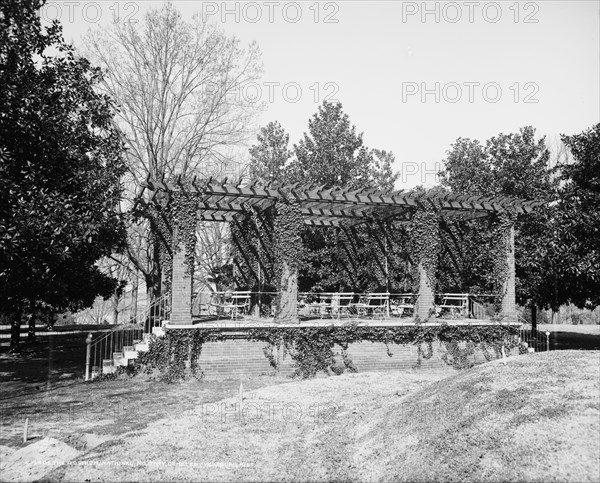 Rostrum, National Military Cemetery, Vicksburg, Miss., c1906. Creator: Unknown.