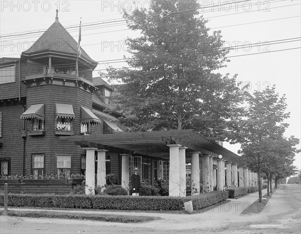 Magnolia Grill and Motor Club, Magnolia, Mass., between 1900 and 1906. Creator: Unknown.