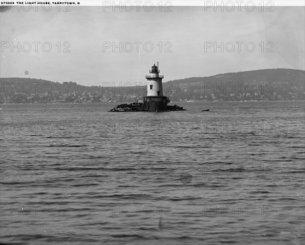 Light house, Tarrytown, N.Y., The, between 1900 and 1920. Creator: Unknown.