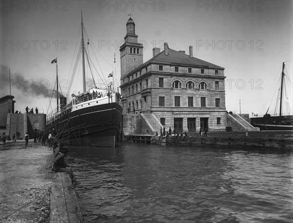 Weitzle (i.e. Weitzel) Lock, Sault Ste. Marie, between 1890 and 1905. Creator: Unknown.