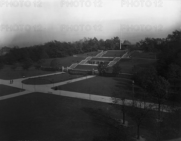 Fort Greene Park, Brooklyn, N.Y., c1904. Creator: Unknown.