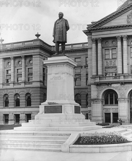 W[illia]m McKinley Statue, Toledo, O[hio], c1905. Creator: Unknown.