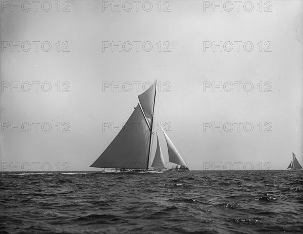 Yacht, between 1890 and 1920. Creator: Unknown.