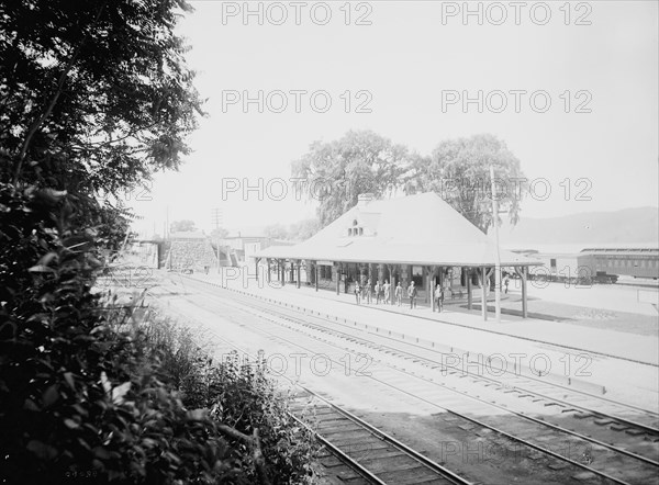 Dobb's Ferry, between 1880 and 1930. Creator: Unknown.