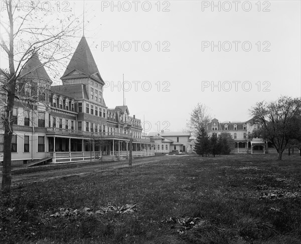 Hotel Egnew and bath house, Mt. Clemens, between 1880 and 1899. Creator: Unknown.