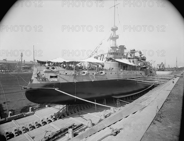 U.S.S. Oregon in dry dock, Brooklyn Navy Yard, 1898 Aug-Oct. Creator: William H. Jackson.