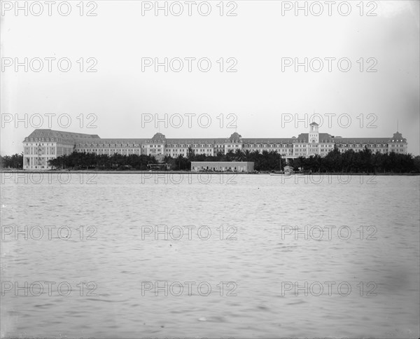 Royal Poinciana Hotel from wharf, Palm Beach, Fla., 1902. Creator: Unknown.