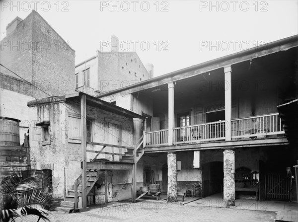 Old Spanish courtyard, New Orleans, Louisiana, between 1900 and 1910. Creator: Unknown.