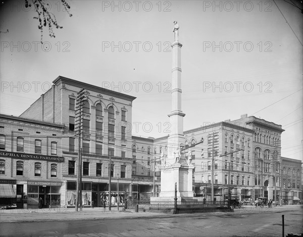 Albion Hotel and Confederate Monument, Augusta, Ga., between 1900 and 1910. Creator: Unknown.