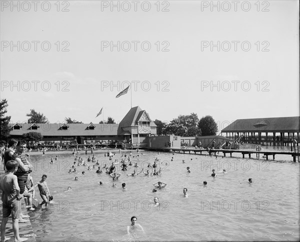 Swimming pool, Belle Isle Park, Detroit, Mich., between 1900 and 1910. Creator: Unknown.