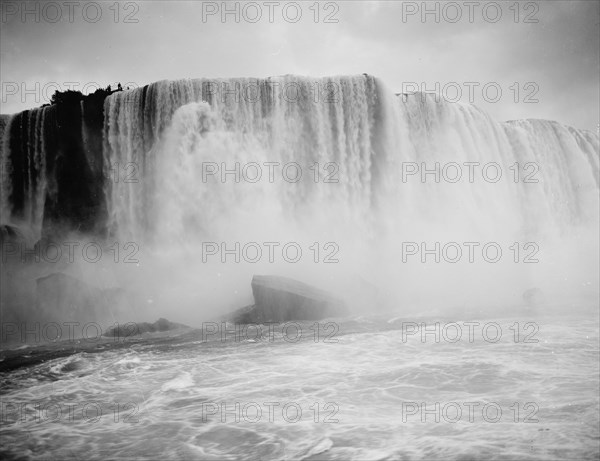 Horseshoe Fall, from Maid of the Mist, Niagara Falls, New York, ca 1900. Creator: Unknown.