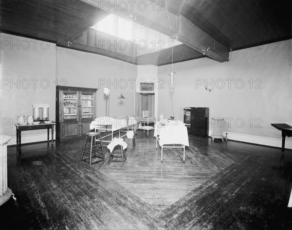 Probably the Ypsilanti mineral bath house, Ypsilanti, Michigan, between 1900 and 1910. Creator: Unknown.