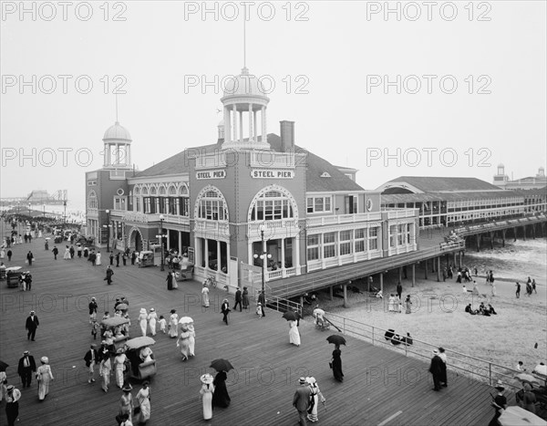 Steel Pier, Atlantic City, N.J., c.between 1910 and 1920. Creator: Unknown.