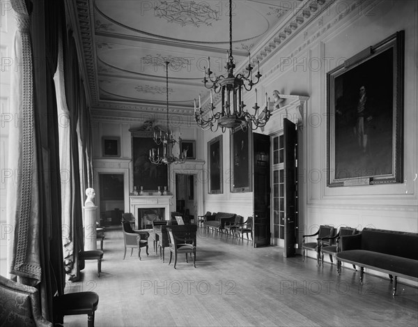 Central hall, Governor's room, City Hall, New York, c.between 1910 and 1920. Creator: Unknown.