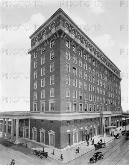 Union Depot, Norfolk, Va., c.between 1910 and 1920. Creator: Unknown.