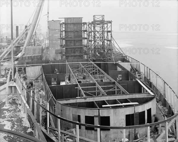 Steamer "City of Cleveland", stern view showing construction, 1907. Creator: Unknown.