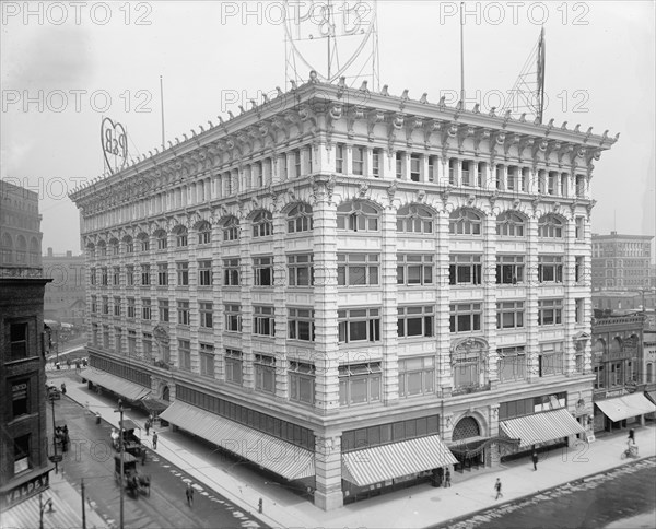 Pardridge & Blackwell building, Detroit, Mich., between 1900 and 1915. Creator: Unknown.