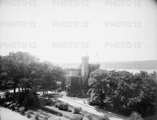 Castle, Academy of Mount St. Vincent, front view, New York, N.Y., between 1905 and 1915. Creator: Unknown.