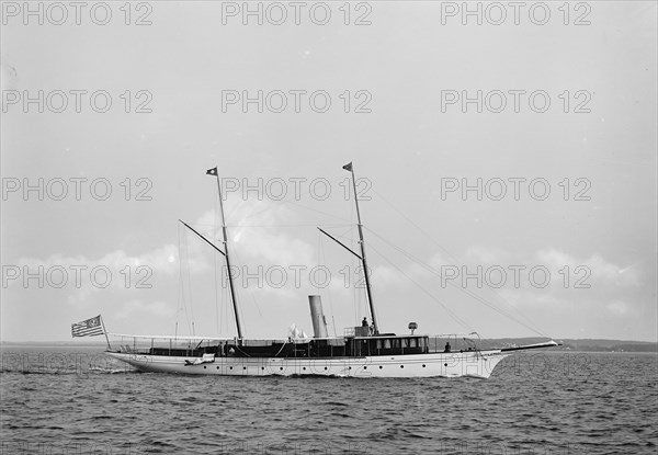 S.Y. [Steam yacht] Reverie, 1894 Sept 15. Creator: John S Johnston.