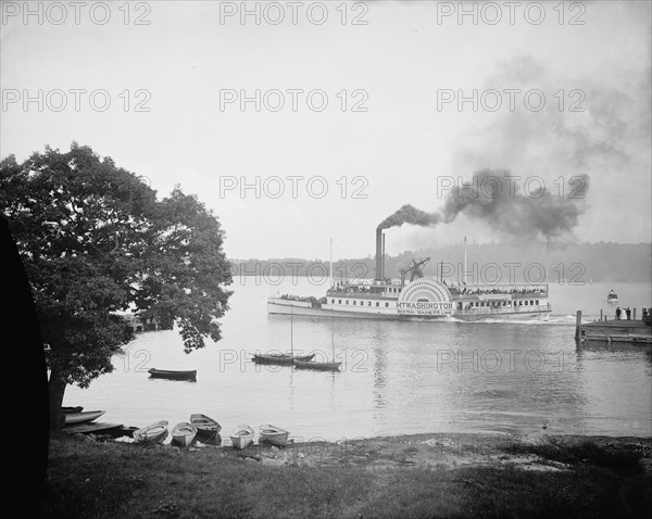 Str. Mt. Washington leaving wharf at Weirs, Lake Winnipesaukee, N.H., (1906?). Creator: Unknown.
