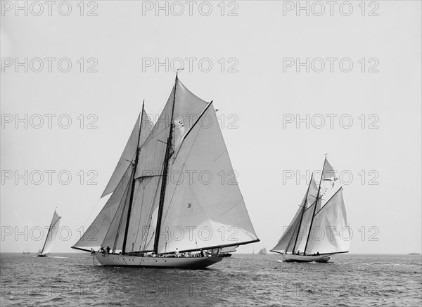 At start, Larchmont, 1895 June 15. Creator: John S Johnston.